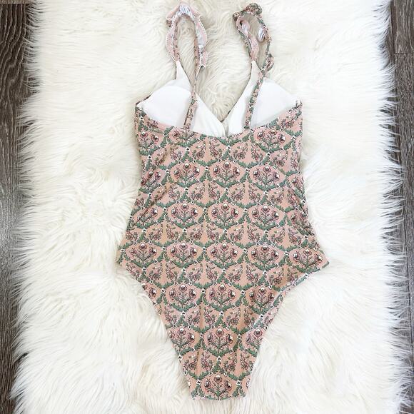 Roller Rabbit Womens Hampton Scoop One Piece Swimsuit Size Medium Ruffle Strap - Picture 2 of 6